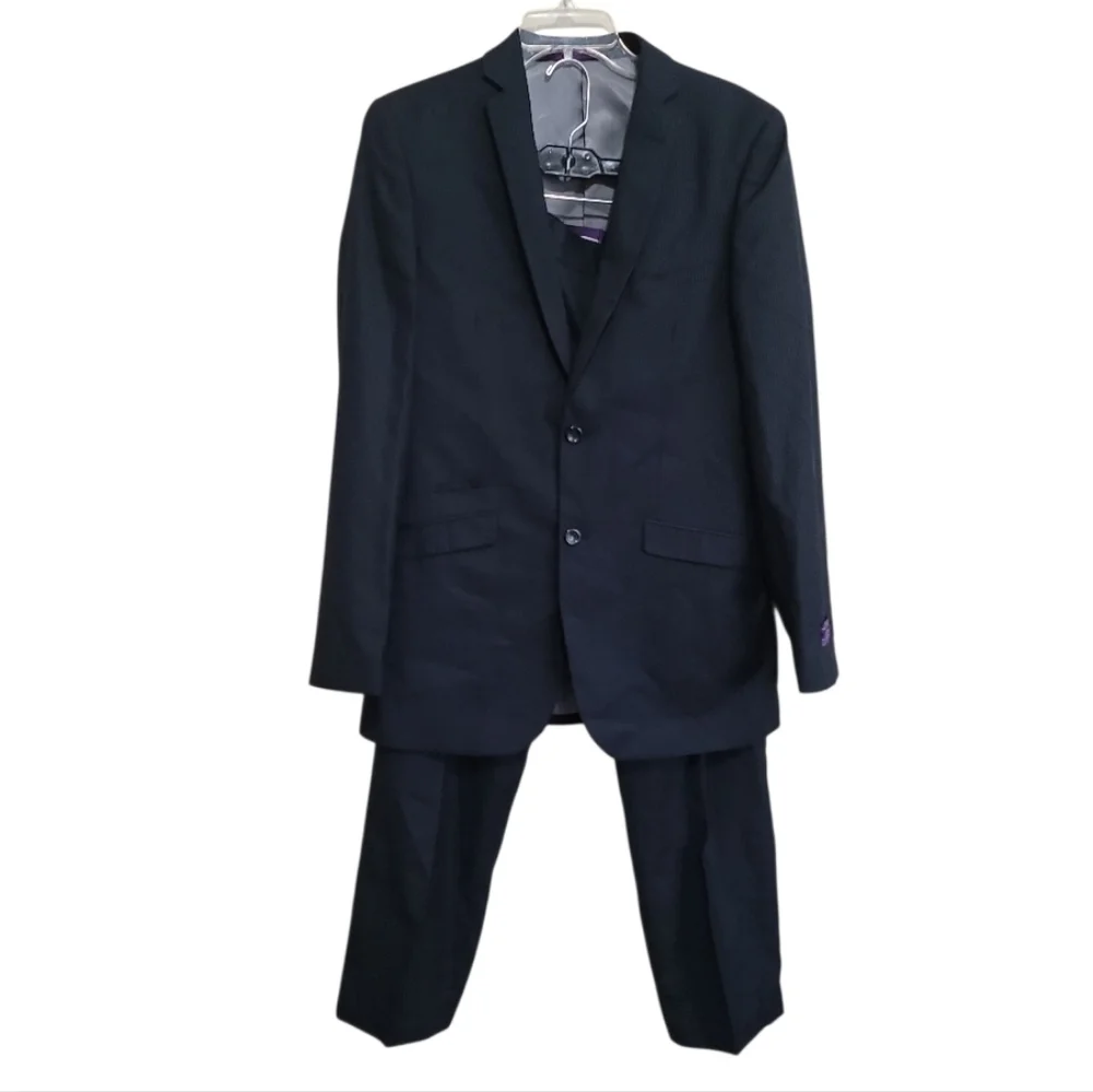 Vinci Italian Classic Men's Black and Blue Pinstripe Jacket & Pant Suit Size 38L